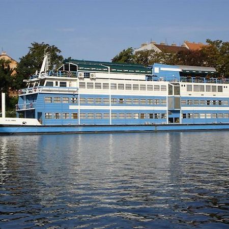 Botel Vodnik Prague Exterior photo