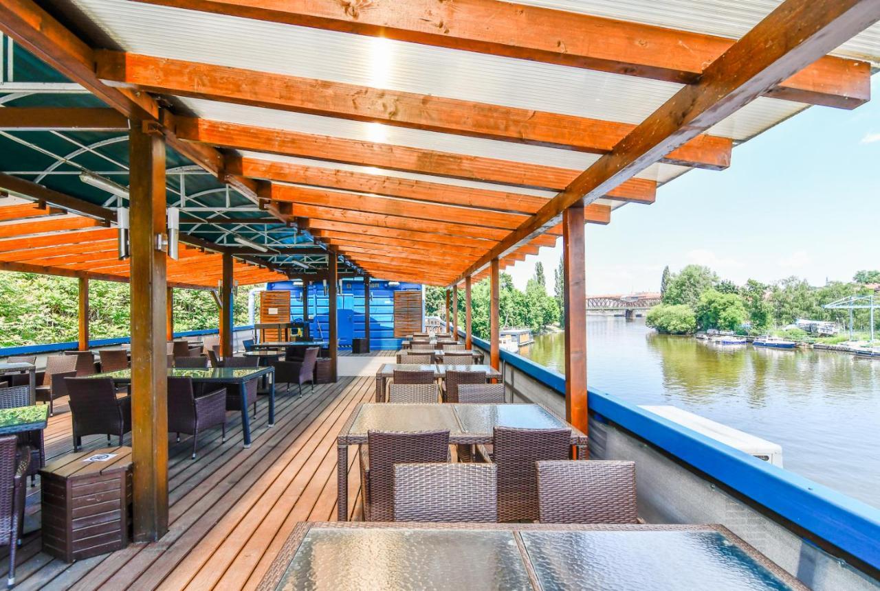 Botel Vodnik Prague Exterior photo