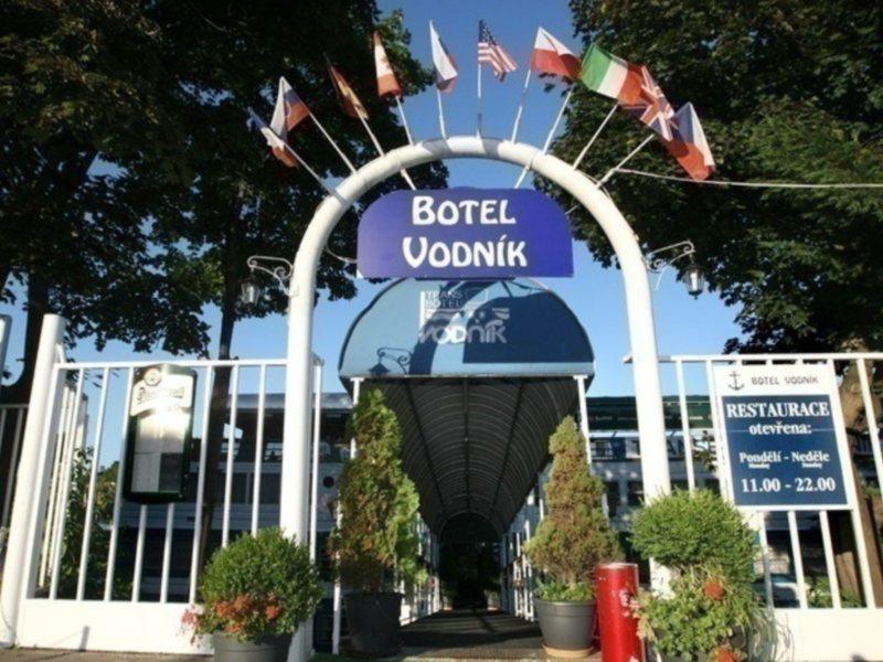 Botel Vodnik Prague Exterior photo