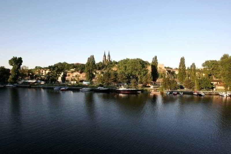 Botel Vodnik Prague Exterior photo