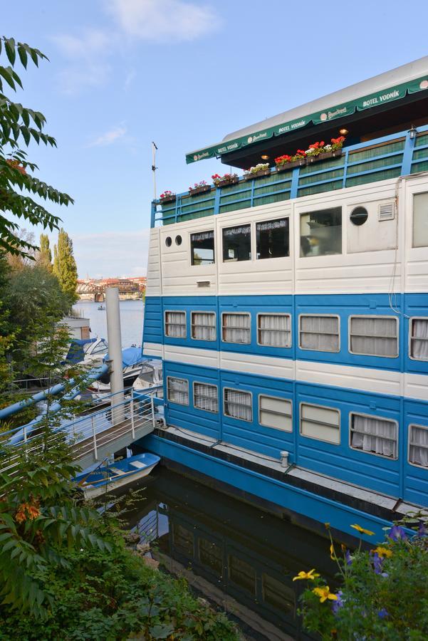 Botel Vodnik Prague Exterior photo